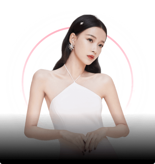 普通却自信是什么梗